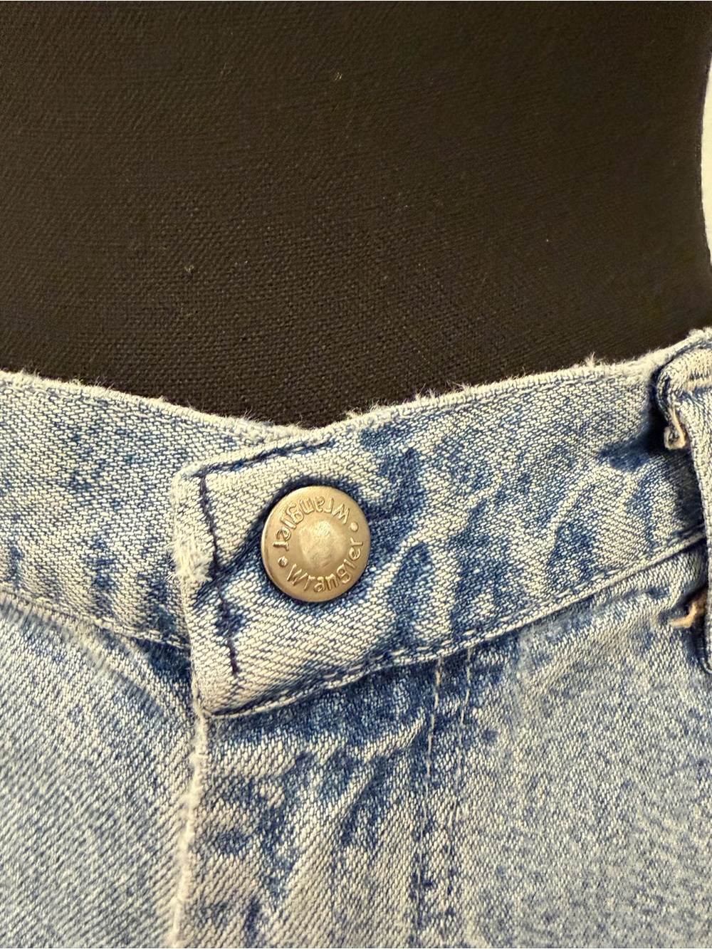 High-Rise Light Blue Cropped Wide-Leg Jeans with custom detail - Picture 4 of 10